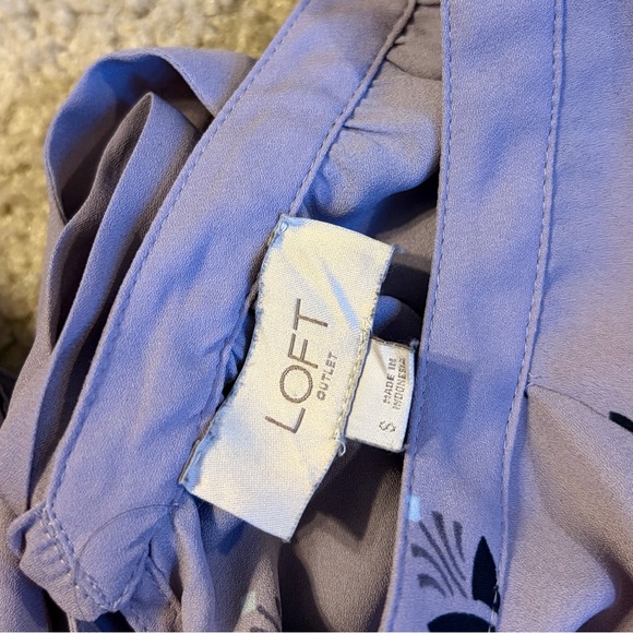 LOFT Lavender Ruffle Sleeve Top - Picture 4 of 5